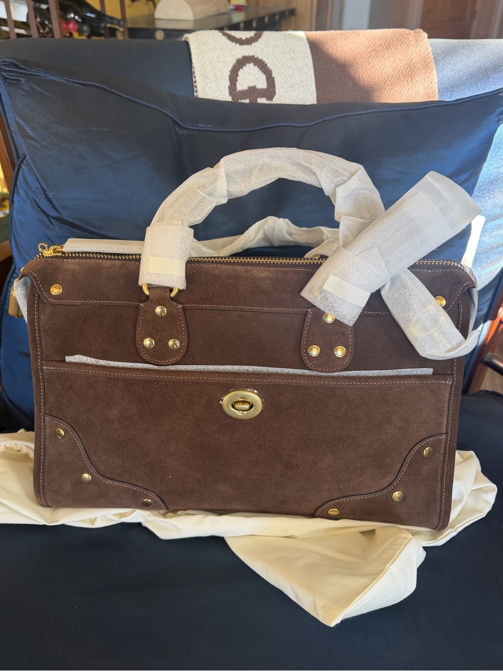 Coach Rhyder 38 Dark Chocolate NWT CFN68